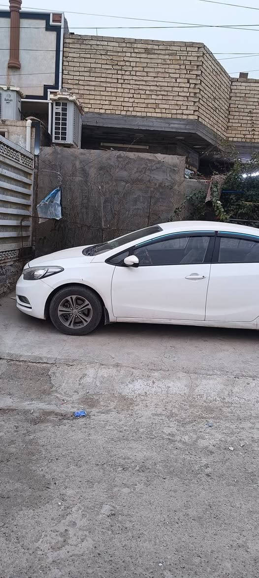 السلام عليكم سيراتو 14 لون ابيض خليجي للبيع اتصل ***********
