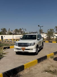 جي اكس ار • ٦ سلندر • ٢٠١١