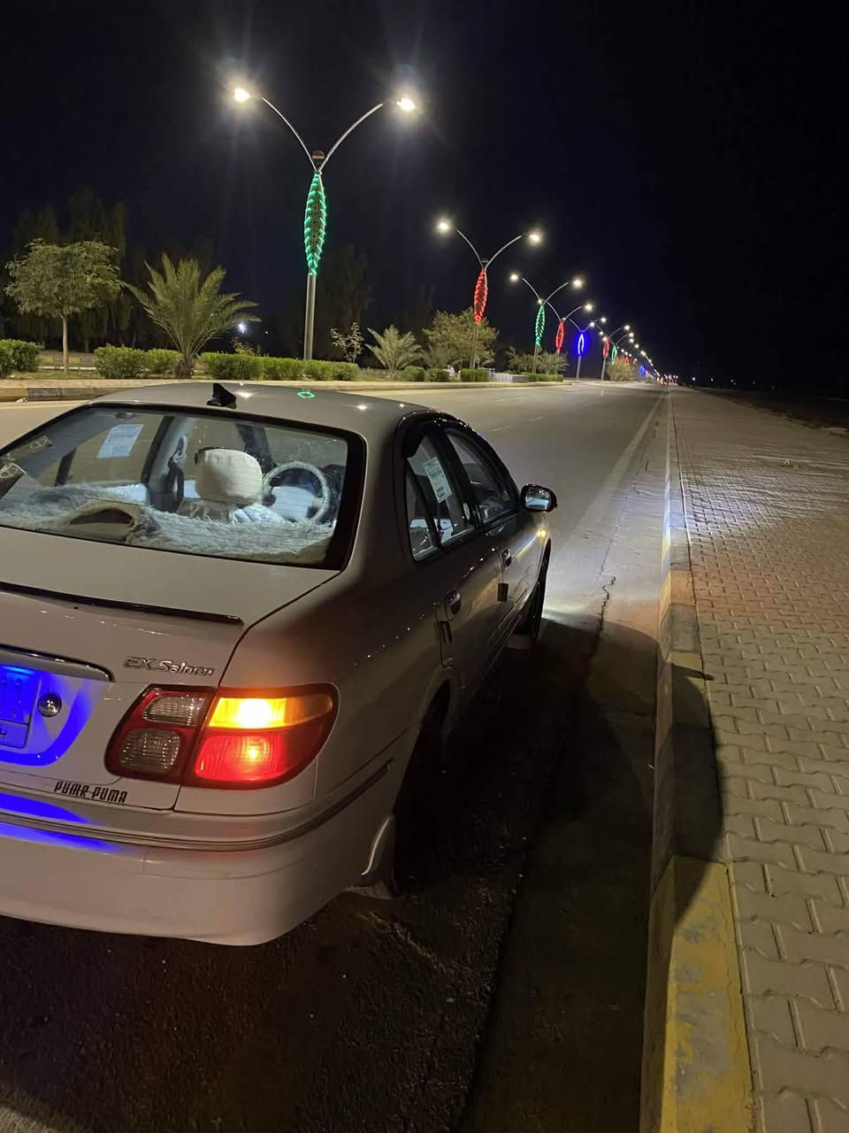 السلام عليكم سني ٢٠٠١ للبيع 
كفاله عام 🪧
السعر 85$ورقه وبيها مجال 
محرك اسود 1600 /كير عادي /صدر جديد /تبريد /
رقم بغداد خصوصي / للاستفسار 
🔺***********🔺
