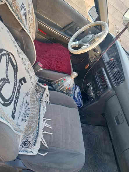 مازدا هەشتو بەخ ئارم پلاستیکی. سۆرا بە شەرتی ئارمو ئەولیات گیرو مەکینەی بە شەرت تەقەو رەقەی بە شەرت  مۆدیل ٩٠سحری ٤٥ گلاو مجال مالی من نیە تیل بۆ خاوەنی بکە ***********.        

*********** بشدار
