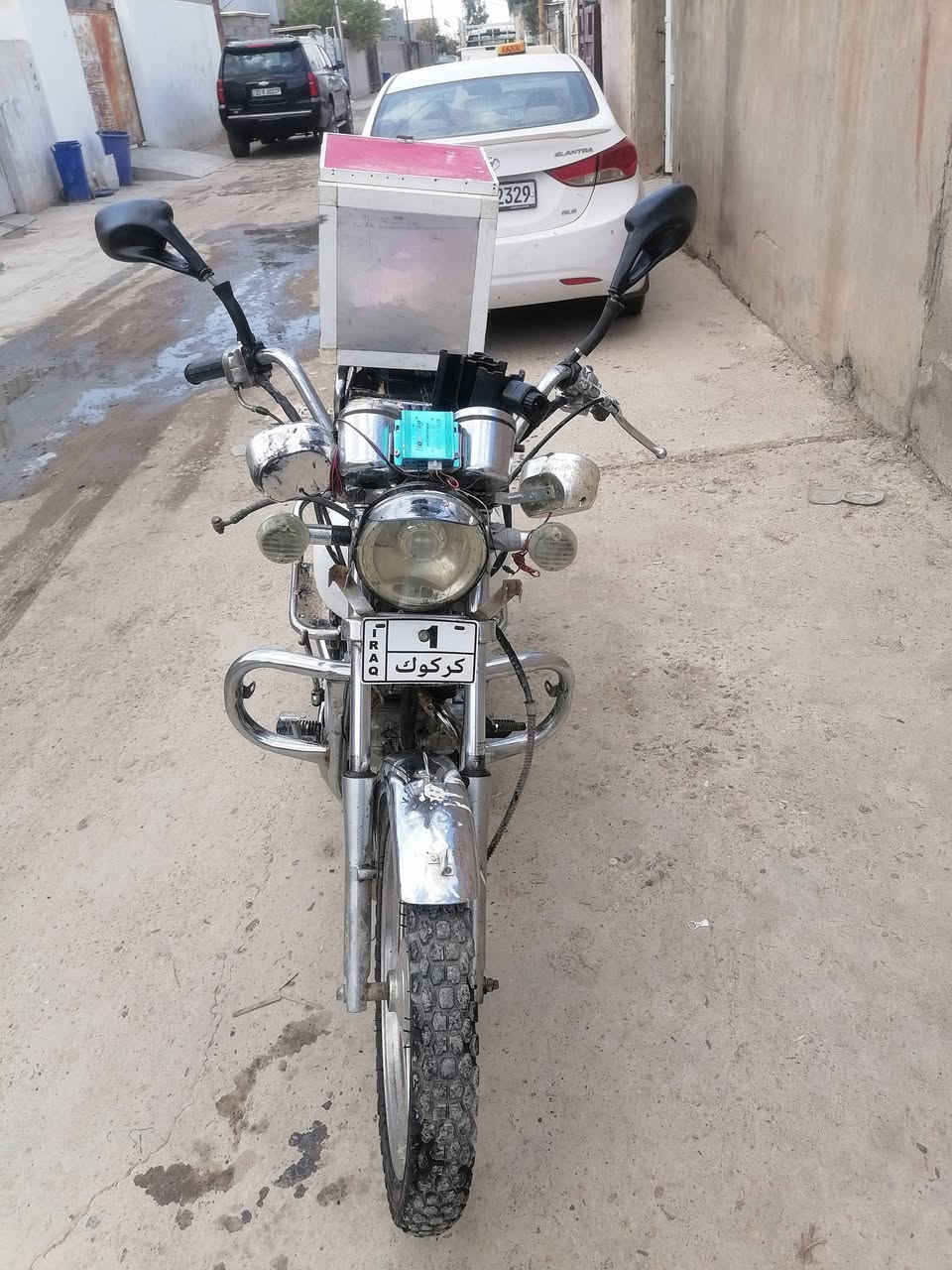 للبيع موديل ٢٠١٣ كمرك كركوك ابوجهك روح سجله شغال كامل سلف وكهربائيات فول اشاير رباعي كلها شغال ويشتغل عالريمون السعر ٤٠٠ وبي مجال
***********
*********** مكاني كركوك
