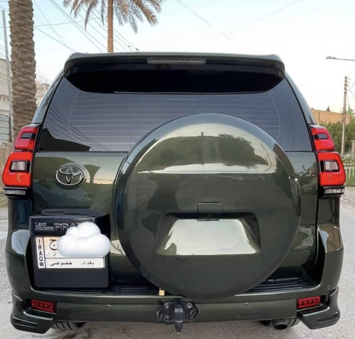 السلام عليكم 
تيوتا برادو 2012 TX.Lمحدث 2017 ألون زيتوني ماشيه 145الف مكفوله السياره من الصبغ عدا الدعاميات لان تحديث /مواصفات السياره 6سلندر /سلايت /7راكب/3قطع تبريد/مري شفط /جام اوتو /كامره /حساسات /وبقيه / المواصفات معروفه /***********
