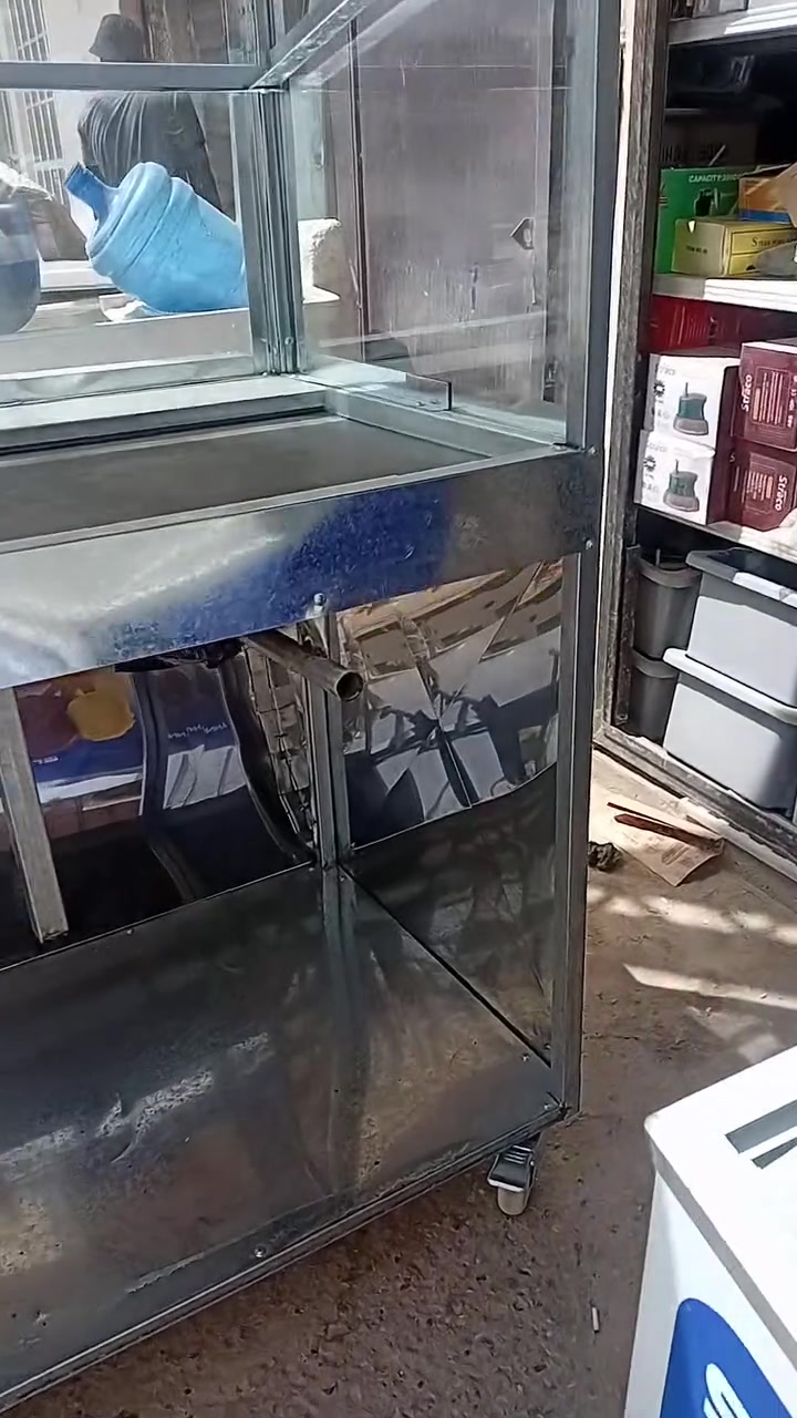 عربانه بركر فنكر فلافل
جديده  

عرض متر ونص ارتفاع ٢ متر نزال ٦٠سم

مكاني حله 

٤٥٠ مجال قليل جديده شغل درجه اولى

*********** اتصال او وات ساب
