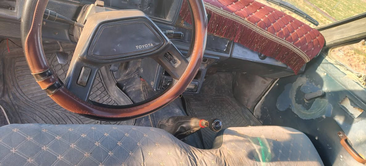 السلام عليكم سياره للبيع ٨٨ نضيفه مابيهه خياس ابد سنويه جديده محرك معمر جديد السعر 50 وبيهه مجال قليل للاستفسار ***********
