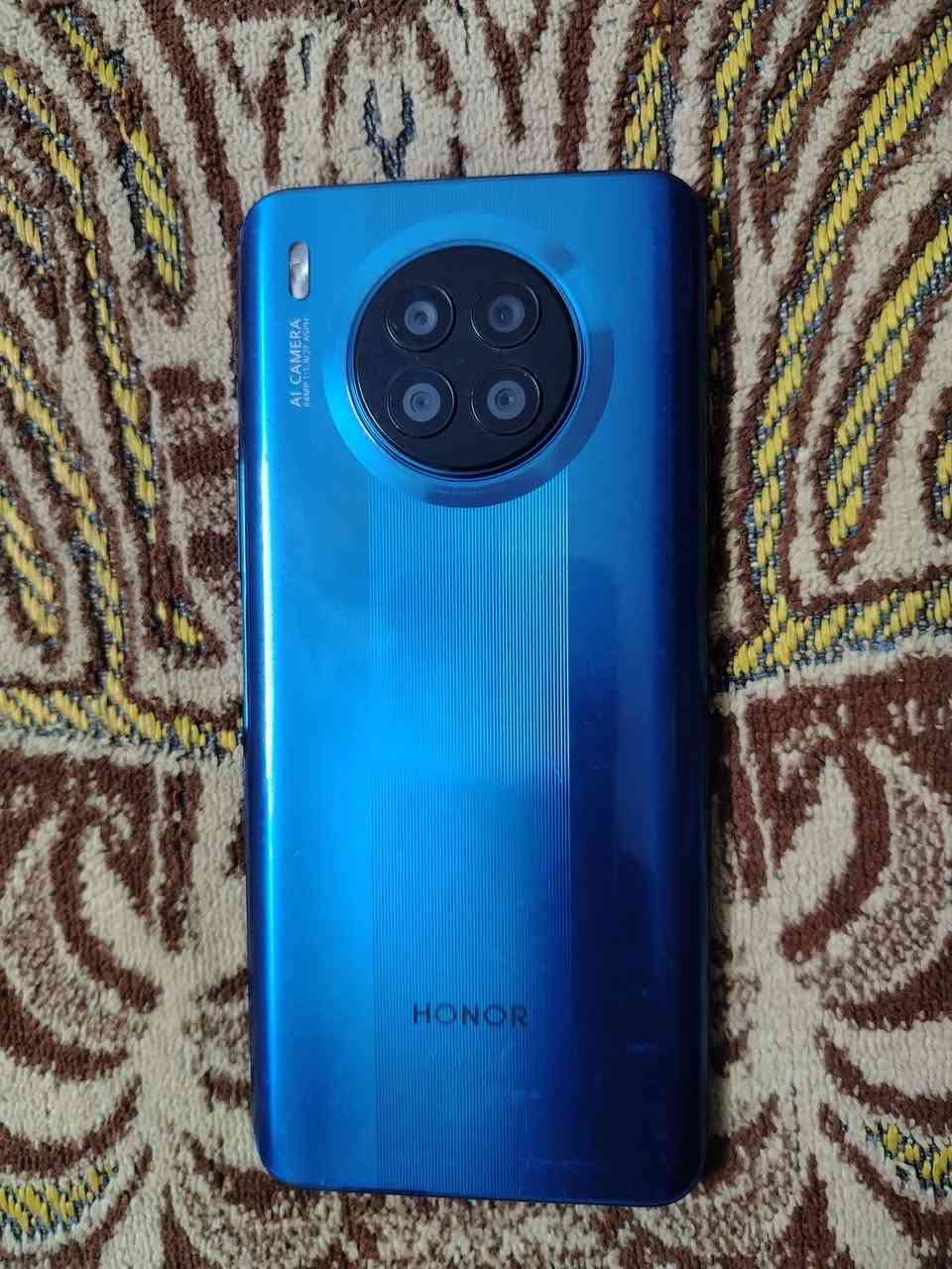 جهاز هونر نضيف ذاكره 128مامفتوح السعر 300.وبي مجال للاستفسار ***********
