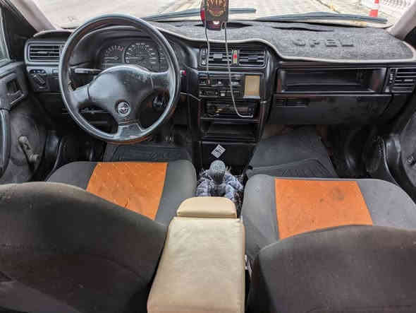 ؤبل فيكترا مؤديل 91 مه كينه 20گيرو مه كينه و گه رم و كاره بايي به شه رت ئارمي بلاستيك ئارم و ئه وةليات و موس و براوة به شه رت سعري 25وةره قه ژم *********** حلبجة
