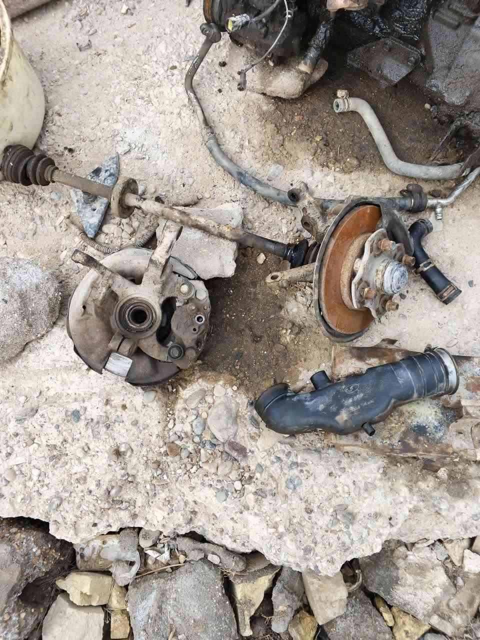 سلام عليكم مكينه وكير لبيع وجام مامي وخلفي صطابكسن هوه ودبلات ودرايم وبيبان لبيع مكاني بلعماره طبر طواحين ***********
