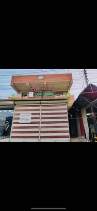 شقه للايجار نظيفه جدا متكونه من غرفتين وحولي كبير ومطبخ وترك وحمام ومل...