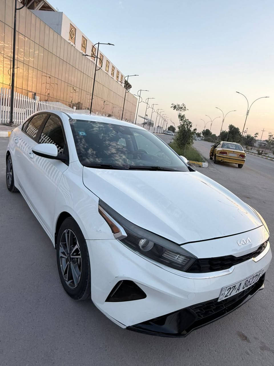 سلام عليكم كيه فورتي 2023 معوقين ذي قار ماشيه 60 ألف ضرر بسيط طرف البنيد ولجاملغ بارد فقط لا صبغ ولا تبديل جاهزه للخير مكينه كير حداديه تبريد طخم تاير راعيه بلناصريه مكانه ناصرية مركز سعره 153 وبيه مجال الاستفسار عله الرقم *********** مكلف بلنشر
