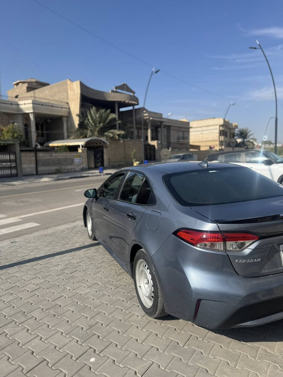 السلام عليكم 
كورلا 22 لون بحري فئة LE رقم بصرة معوقين سنوية 2029 
السيارة مكينة كير مكفول تبريد تدفئة السيارة جاهزة السونار وصور الحادث مرفقات وية الصور 
السعر :130$ وبيهة مجال تجي وتشوف وبخدمتك 
عنوان السيارة البصرة 
للتواصل واتساب او سيم كارت : ***********

