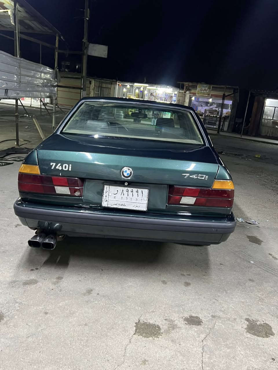 بي ام دبليو740 /8سلندر/  موديل 1994 لون زيتوني  السياره نضيفة كلش مبدل دسكات دبلات كله جديد (سعرها55ورقه)
مكانها بغداد المحموديه 
الهاتف ***********
الواتساب***********
