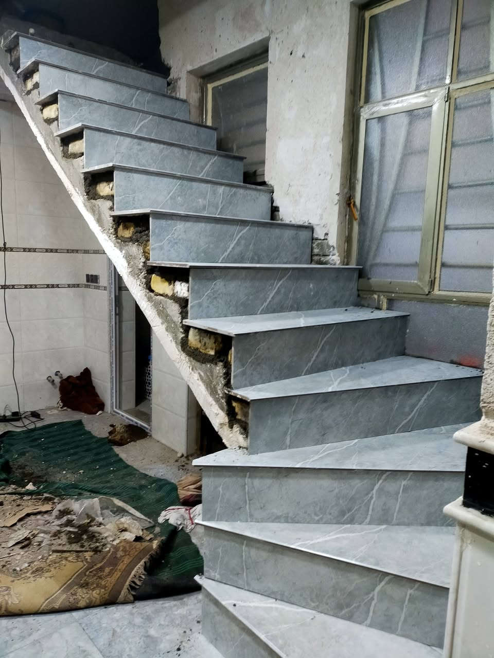 ابو مريم المصري خلفه تطبيق سرميك بورسلين مرمر كاشي متفرغ حاليا في بغداد ***********
