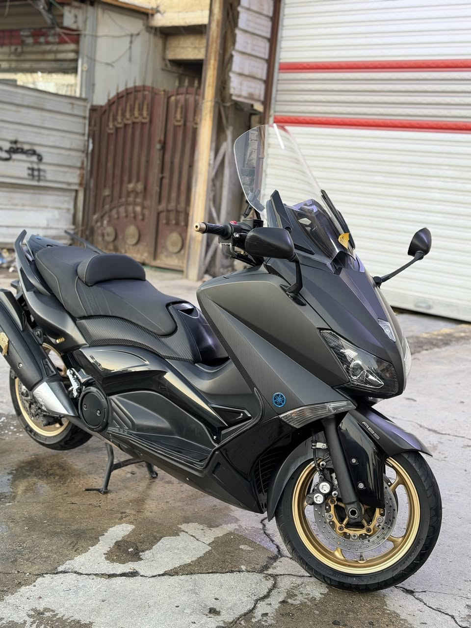 سلام عليكم تي ماكس بلاك ماكس علايم ذهبية مكفوله كفاله عامه ٣ سويجات  مديل 15 ماشيه 19km سعر 58 وبيه مجال للستفسار مكاني البياع تقاطع درويش ***********
