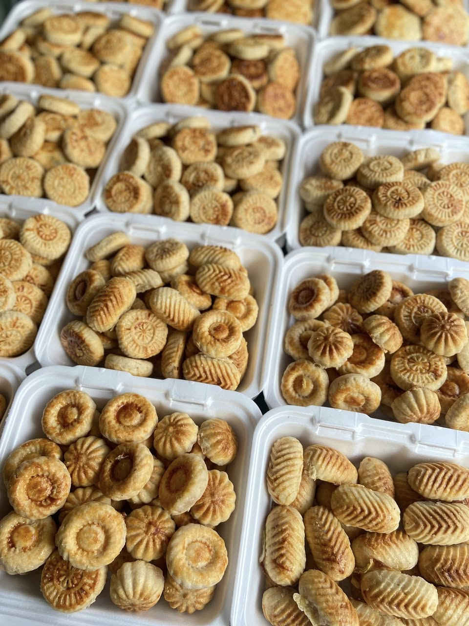 يا مساء الخيّر والعافيه ❤️😎 جزء بسيط من صور شغل كليجة اليوم عليكم بألف عافيه 🥹

لا أحلل استخدام صور شغلي 🥰

الحجز مفتوح يومياً على الكليجة طول فترة شهر رجب للحجز راسلونا خاص وتدللون 
التوصيل متوفر لجميع مناطق الكوت 🚗 
رقم الاتصال ***********
رقم الواتساب ***********
