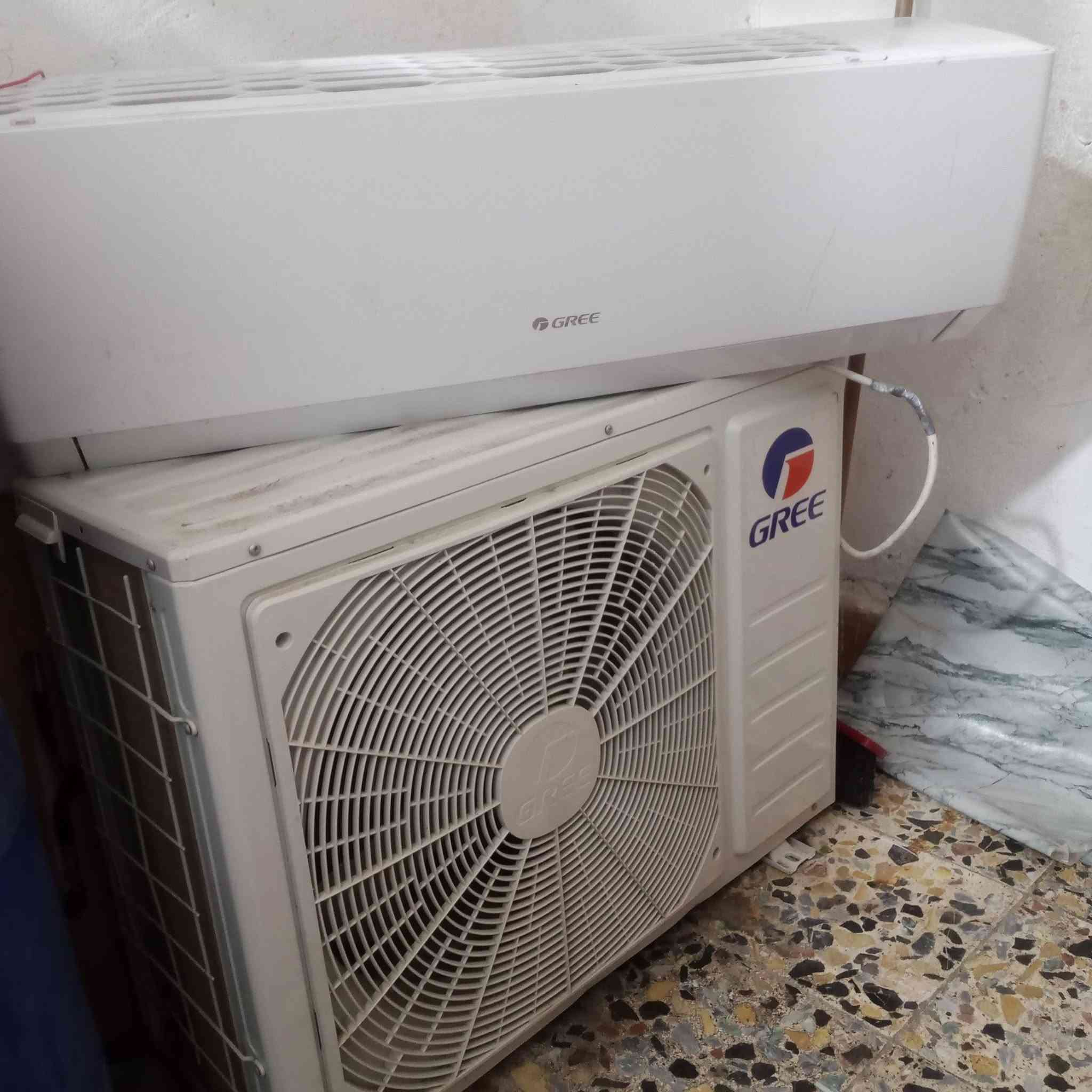 السلام عليكم سبلت طن ونص مستعمل قليل للبيع بس نقص مابي غاز كلش نضيف وجديد سعره 550الف مكاني القبلة


**إذا كنت صاحب هذا الإعلان وتريد حذفه لأي سبب، رجاءا أرسل رسالة إلى الدعم الفني**