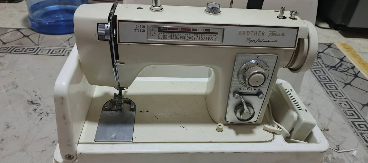 السلام عليكم مكينه خياطه نضيفه وين مايعجبك افحص يله تاخذ مكاني نجف سعرها 130 مكينه تسوه ونضيفه


**إذا كنت صاحب هذا الإعلان وتريد حذفه لأي سبب، رجاءا أرسل رسالة إلى الدعم الفني**