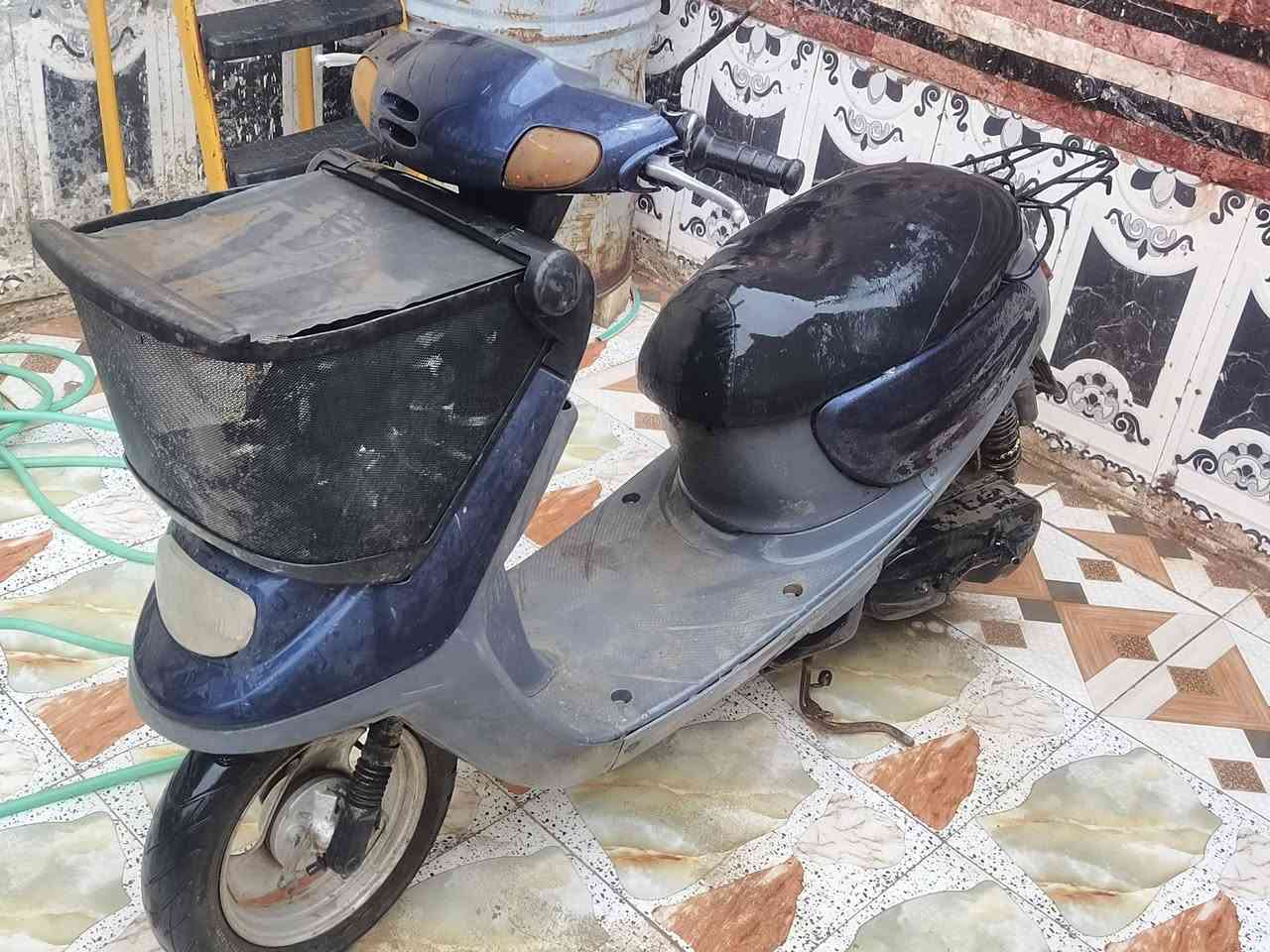 السلام عليكم
دراجة بطة للبيع شرط محركها ناعم ومعدل

نقصها سلف وباتري السعر 275 ألف

***********
