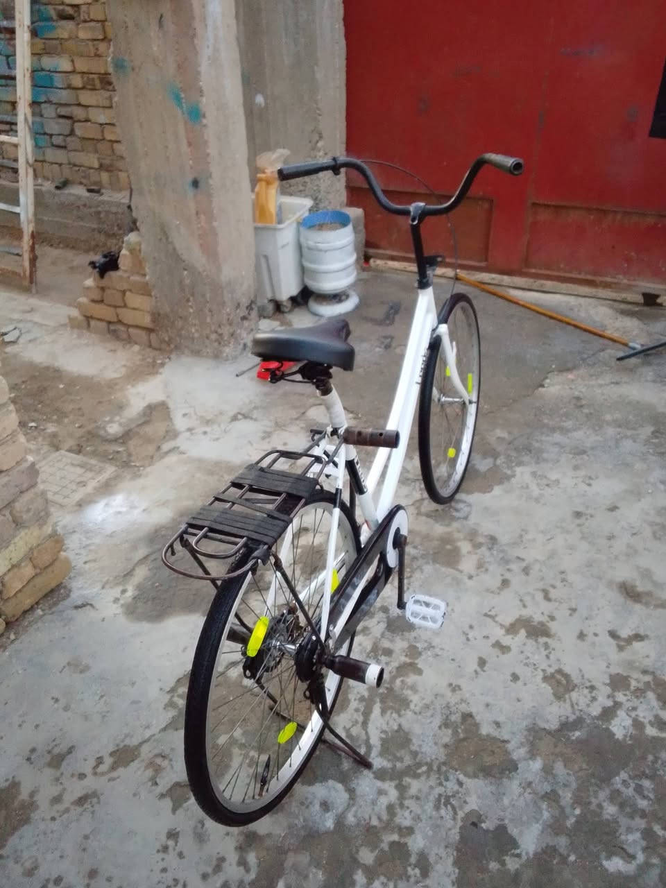 سلام عليكم باسكل للبيع موديل 2017جاملغات موجوده نضيف سعر خاص تفاصيل كله خاص مكاني بالاكاديميه حي شرطه


**إذا كنت صاحب هذا الإعلان وتريد حذفه لأي سبب، رجاءا أرسل رسالة إلى الدعم الفني**