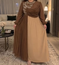 قياس ٥٠ • يلبس ٤٤-٤٨ • توصيل بغداد