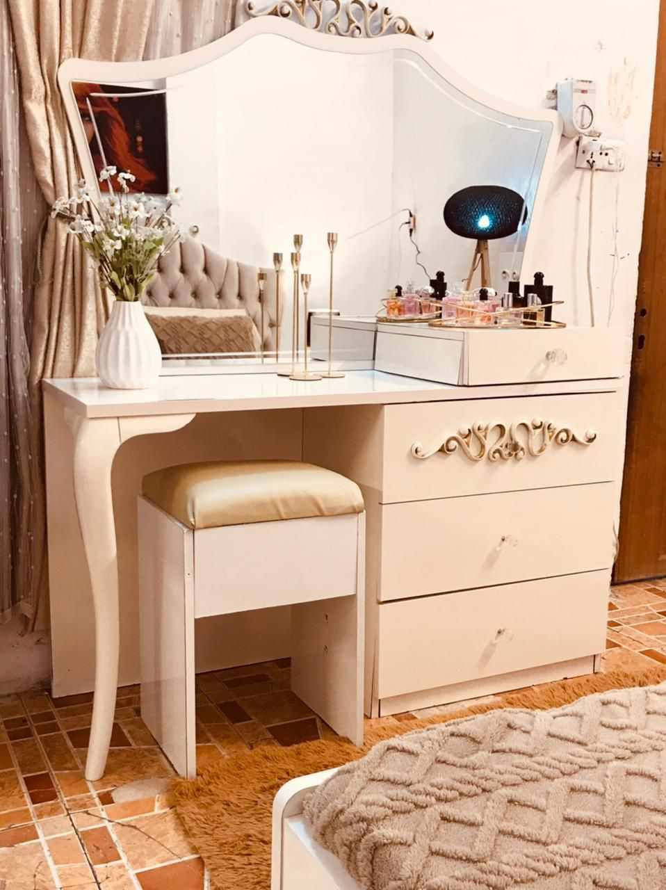 غرفة تركية للبيع خشب ثقيل موديل كلاسيك سعر ٦٠٠ وبي مجال


**إذا كنت صاحب هذا الإعلان وتريد حذفه لأي سبب، رجاءا أرسل رسالة إلى الدعم الفني**