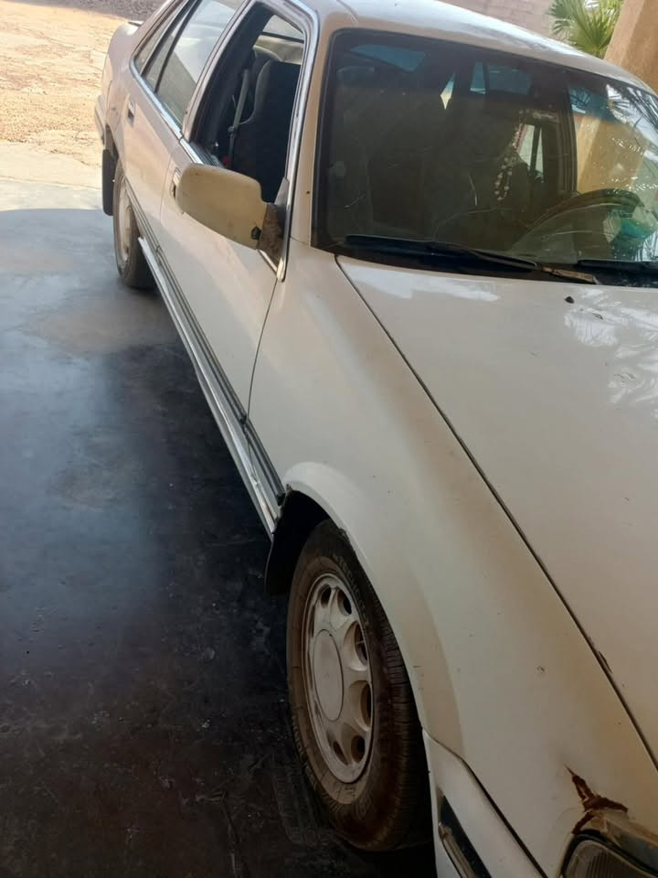 موديل 95 محرك 1800 كير عادي رقم مميز سنوية سنة 30  تنتهي 

***********

