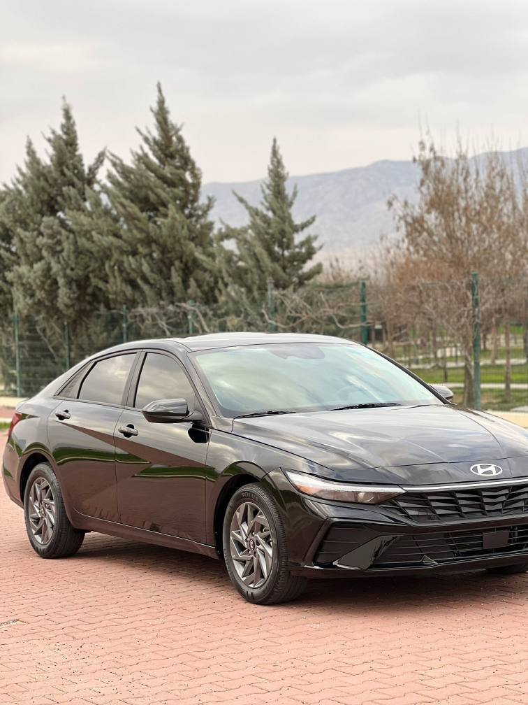 هوندا النترا 2024 كلين بدون  حادث و بدون صبخ بدون بارد بدون شخوط السعر 150$ ومجال 
مواصفات سياره SEL فول فول عدا فتحه 
معروفه گيچ الكتروني تشغيل عند بعد بصمه ابواب بصمه صندوق بصمه تحديد سرعه تحديد مساره شاشه كاميره اناره داخليه متغيره الوان والاستوع رادار امامي و خلفي جانبي وظعيات للقياده نورمال/سپورت سمارت /ايكو /  تحكمات ستيرن كامله اناره يد باب عند اقتراب فتح صندرق عند اقتراب  و هتد... ماشيه 23 mil گير محرك حجر گزوز رادار كل شرط سياره دخول جديد تترقم اربيل دهوك سليمانيه للاستفسار  *********** أربيل, العراق
