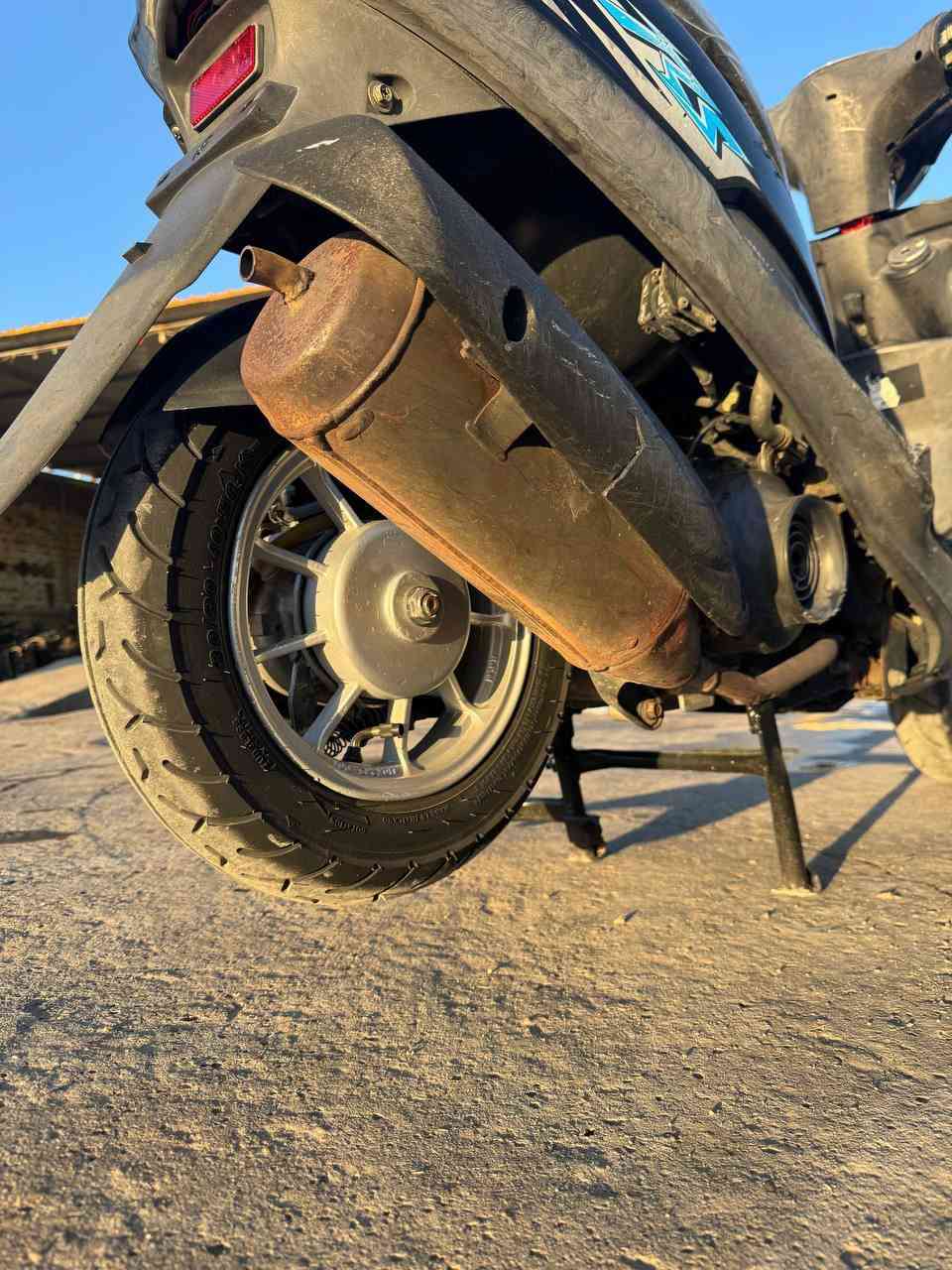 ماكس عدلة 

رمبة + مكفولة من كلشي
بلادية كلها الدراجة 
المحرك برغي ممفتوح بي جيب فيترك وتعال 
ملاح فول يجدح 
ختم واحد كلها 
خرسة الدراجة متعرفها طافية او مشتغلة
العنوان بابل قرب صيطرة الاثار
السعر خاص او واتساب ***********
