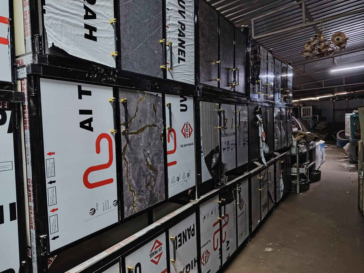 وصول وجبه سنك مرمر مترو30 شغل درجه اولى مو سوقي السعر النهائي 125 ألف والمتر ب 110 الف ويوجد سنگ مستخدم
كل ما تحتاجه من اثاث منزلي واثاث مكتبي تجده في معرض 
النعيمي للاثاث الجديد 
والمستخدم مستعدون لشراء الاثاث المستخدم والمراوس ماعليك سوى الاتصال على الرقم ويوجد واتساب تكريت القادسيه مدخل گراج بغداد شارع الدفاع المدني مقابل صيدلية الواثق مجاور الرعايه الاجتماعية معرض النعيمي ***********
