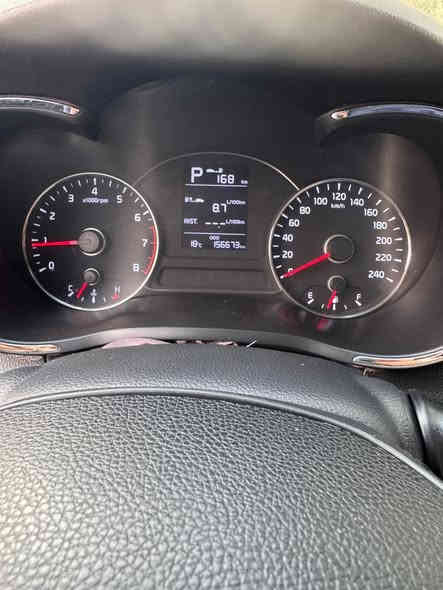 السلام عليكم 
كيا سيراتو ٢٠١٧ مواصفات عادية 

نضيفة جدا 

بيها بارد بالدوسة الي جوه الباب فقط 

ماشية ١٥٦الف 

كير ومكينة مكفولات 

مدرشمة كلها ارضية وكشنات وصندوك 

سيارة شغل واطلع كل نقص مابيها 

محرك ١٦٠٠ سي سي 

السيارة باسمي تحويل كبل 

مكانها بغداد الجديدة 

سعر ١٤٠ وبيها مجال قليل

‭٠٧٧١ ٣٩٥ ٢٢٦٠‬
