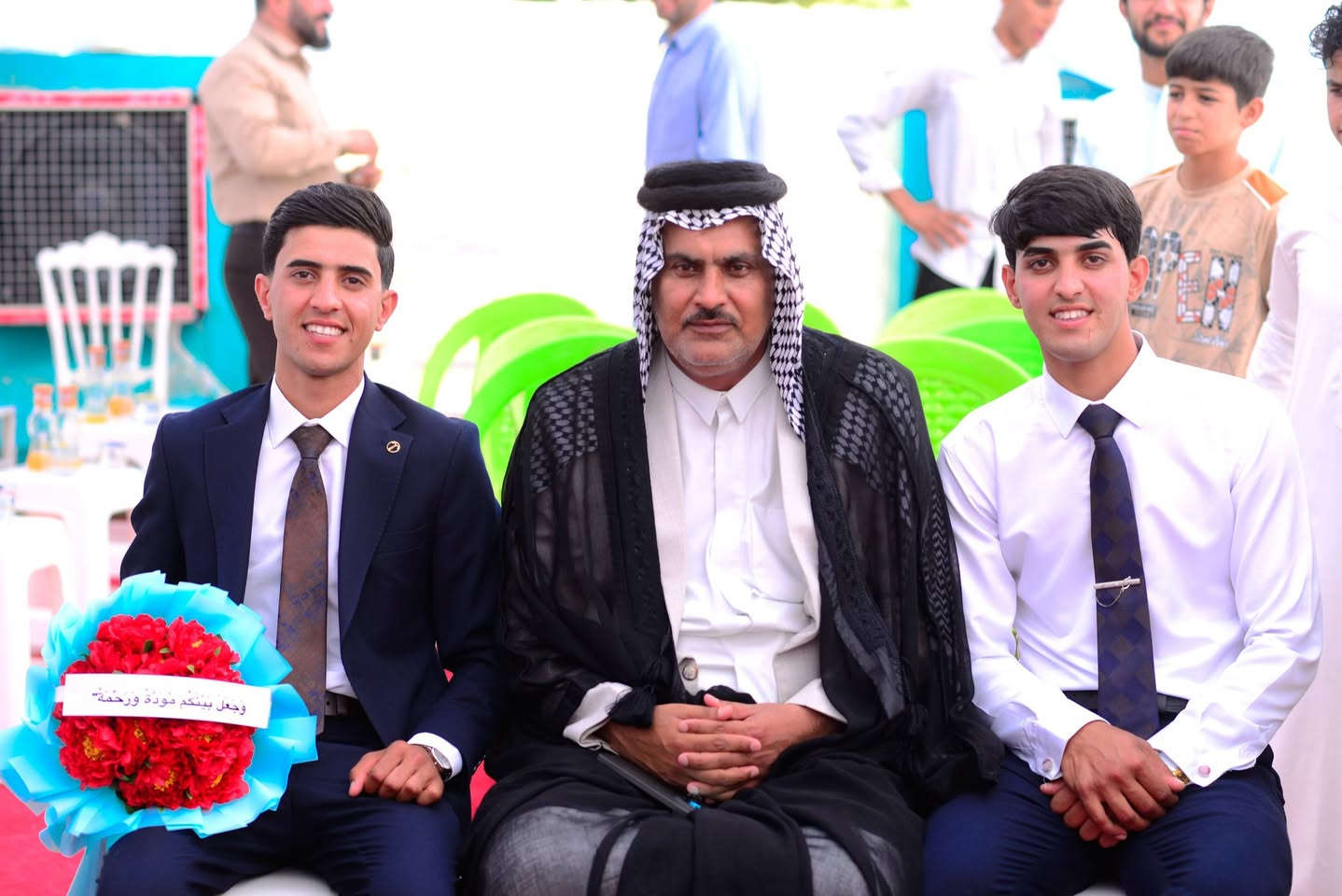 💐 أفراح بيت الحميدي 💐
بأجواءٍ مفعمة بالفرح والسرور، شهد بيت الحميدي مناسبةً جميلة تمثلت بخطوبة الشابين:
🌹 الأخ #محمد_باسم_كاظم_حميدي السعيدي
 🌹 الأخ #مصطف__باسم_كاظم_حميدي السعيدي
فألف مبارك لهما هذه الخطوة المباركة، سائلين الله تعالى أن يوفقهما ويجمع بينهما على الخير والمحبة والسعادة، وأن يجعل أيامهما القادمة عامرةً بالأفراح والمسرات.
وبهذه المناسبة السعيدة، نتقدم بأجمل التهاني والتبريكات إلى عائلة الحميدي الكريمة وأقاربهم ومحبيهم، متمنين لهم دوام الفرح والهناء، وأن تكتمل الأفراح بالزفاف السعيد إن شاء الله.
 وبحضور سادات ومشايخ وجهاء محافظه الديوانبه 
🌹 مبارك لكم الخطوبة، وجعل الله أفراحكم دائمة، ودامت دياركم عامرةً بالمحبة والسرور. 🌹

المصور اياد العبيدي ***********
باقي الصور موجوده بلقناهhttps://t.me/qqqqqwwre
