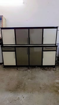 كونتر للبيع اتلاث قطع قياس مترين او السنك مرمر متر او 30 هاذه الرقم لل...