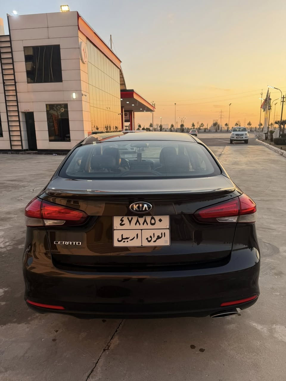 للبيع 
سيراتو  خليجي وكاله البخيت  
موديل 2017
اعلى مواصفات نزلت بالخليجي السياره اختهة ماكو بهيج نظافه ومواصفات  
ماشية 55,000 كم 
محرك v4 1600
 ستيرن تدفئة
كشنات جلد تدفئة +تبريد
  الكشنات الخلفية فقط تدفئة
كشن خزن وضعيه الراكب
سلايد
مقعد السائق كهربائي 
كامره خلفيه 
حساسات خلفيه
حساسات اماميه
تعتيم + نقطه عمياء  
 سنويه اكسباير ورقم قديم 
تحويل مباشر . 
السياره بدون صبغ مكفوله  بيهة شخوط فقط موضحه بالصور ومملعوب بيهة بدون لا تكحيل ولا اي شي 

مكان السيارة . اربيل 📍

‼️ الســعــر 140 ورقه 📮

تواصل  واتساب  
***********
