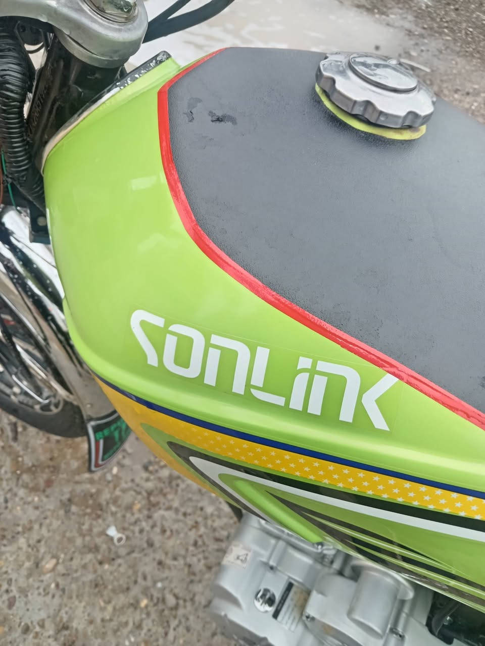 السلام عليكم
موطور إيراني للبيع

موديل 2024

ضاغطه زنجيل

محرك 200
5 كير
موطور نضيف اي نقص مابي نكره سلف

السعر 750 وبي مجال قليل ليحب يتفضل

***********
