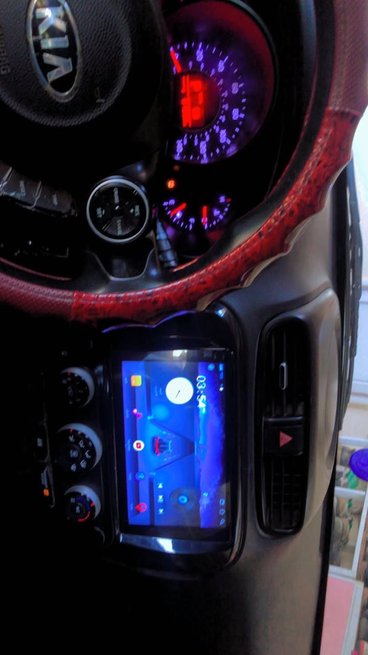 صول 2016 مكانها كربلاء رقم بغداد انكليزي تتحول بأي محافظة .. سنوية بأسمي تحويل ثاني يوم .. بيها بنيد وجاملغ حادت امريكا .. شاشة جبيرة - كامرة - سيارة جاهزة من كلشي بطارية جديدة تخم تاير .. حدادية جديدة محرك 1600 gdi
السعر 107
***********
