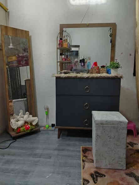 سلام عليكم غرفه تركيه نظيفه جدا للبيع مكاني بغداد الكماليه ***********
