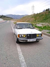مرسيدس ١٩٨٤ • محرك ٢٫٥ • جير اوتوماتيك