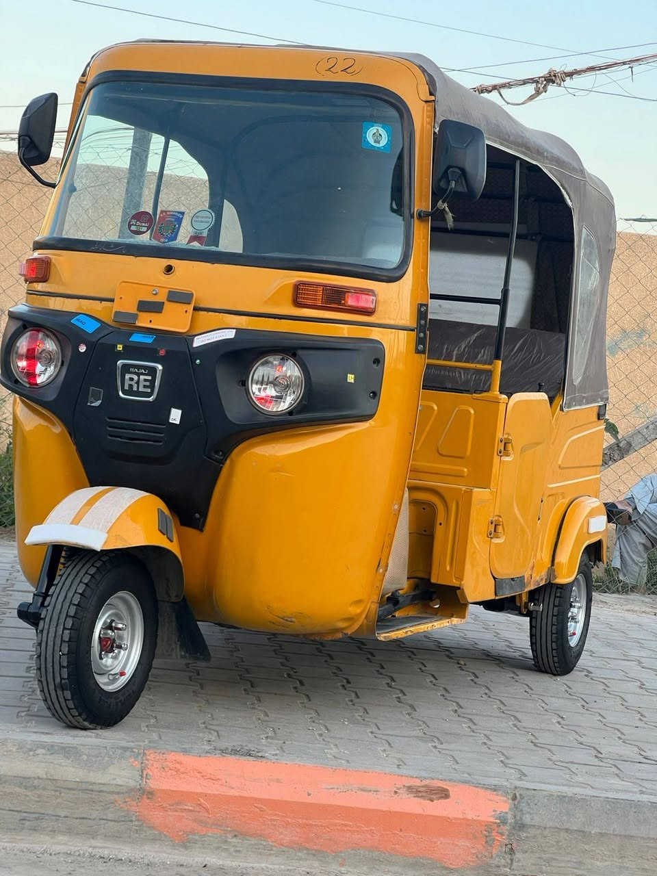 السلام عليكم
تكتك 2022
سنويه ولوحات انكليزي 
كفاله عامه ماعده طخه يم البك لايت موضحه بدون صبغ
رقم ميسان انكليزي مشروع وطني تحويل ثاني يوم 
مكلف بلنشر ‏‪0782 146 5925‬‏ رقم راعيها
