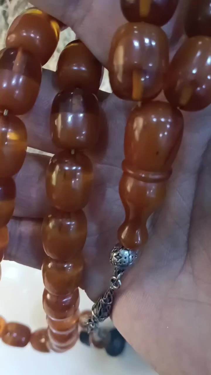 السلام عليكم ورحمة الله وبركاته 
رمضان كريم عليكم ان شاء الله 🌙
بكلايت أنتيك منوصف 🇩🇪
:
:
:
:
#سبح #عالم_السبح #هواة_السبح_القديمة
#مسبحچي #مزاد_السبح


**إذا كنت صاحب هذا الإعلان وتريد حذفه لأي سبب، رجاءا أرسل رسالة إلى الدعم الفني**