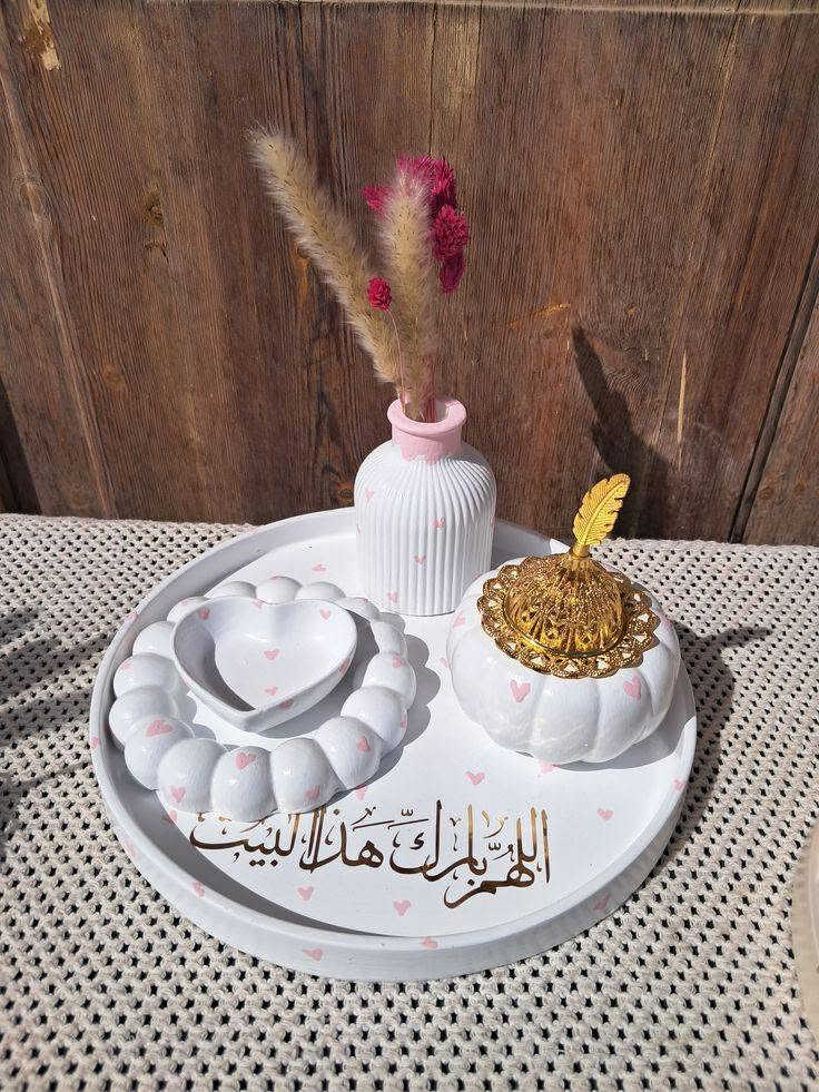 ديكور صنع بكل حب 🥰
أضف لمسة سحرية لبيتك 🫶🏻✨🪄
للطلب تواصلو معي على الخاص  📤


**إذا كنت صاحب هذا الإعلان وتريد حذفه لأي سبب، رجاءا أرسل رسالة إلى الدعم الفني**
