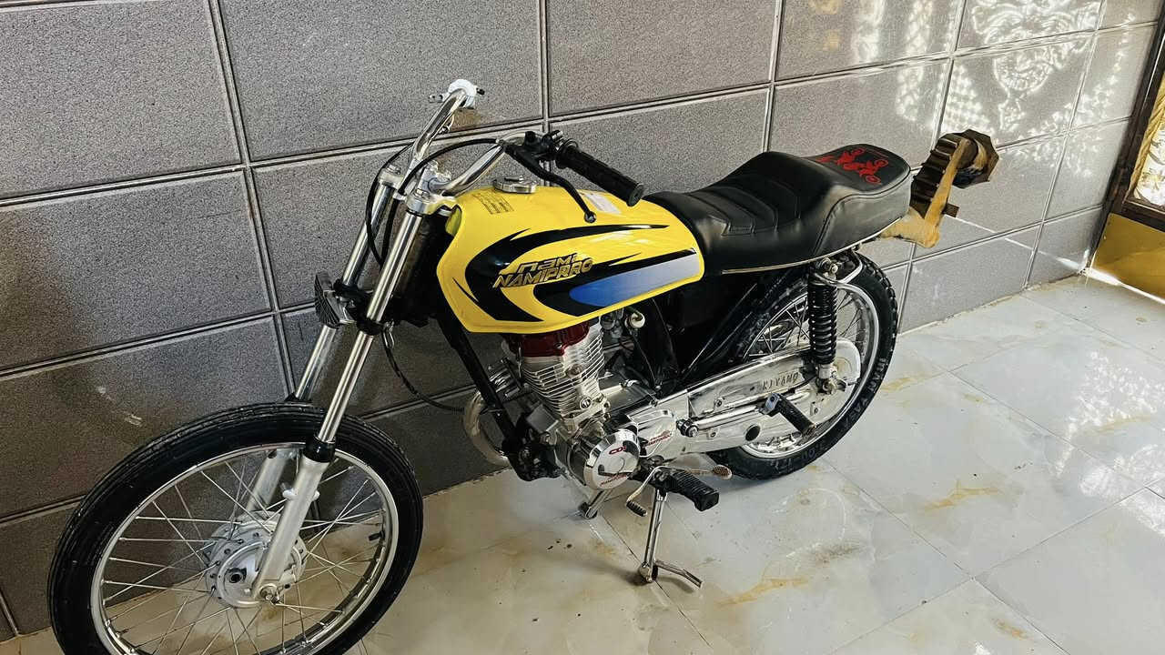 السلام عليكم نانه تيربو اصلي شاصي 21 تعيره مديل 26 درجه فصله ومعدل اوراق سكنر سعرها خاص 
*********** 
درجه مال جنايه
