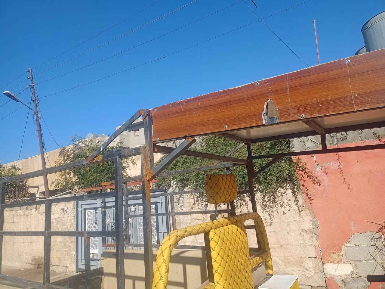 سلام عليكم جنج للبيع سعر 40 كركوك حي الحجاج ***********
