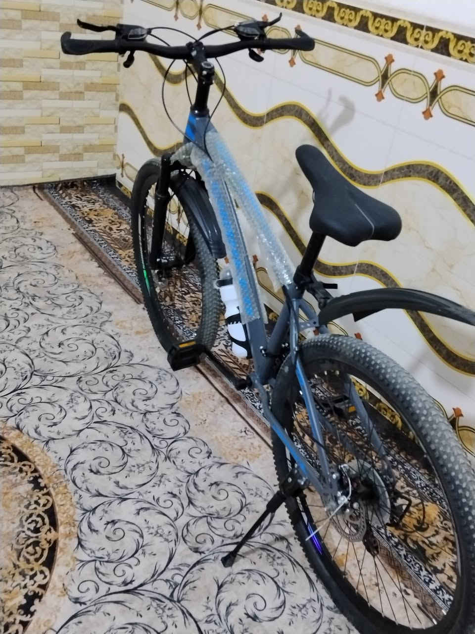 باسكل لبيع نضيف بل جيس ما لايح التبليط حجم ٢٦ نضافه ١٠٠% جبلي دبلات شغاله و ما مستعمل ابد السعر خاص


**إذا كنت صاحب هذا الإعلان وتريد حذفه لأي سبب، رجاءا أرسل رسالة إلى الدعم الفني**