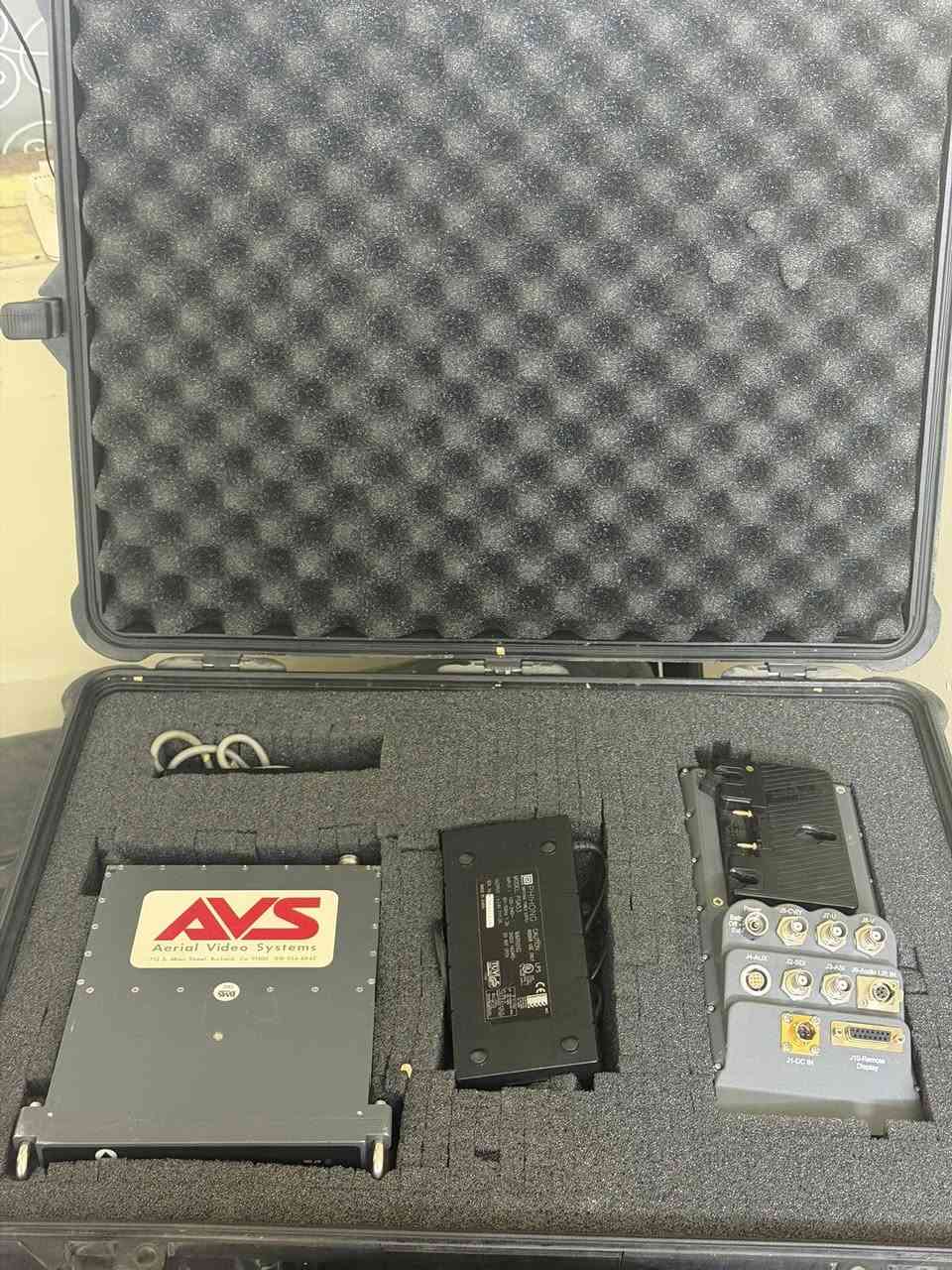 جهاز بث امريكي البيع الشراي يراسلني واتساب ***********
