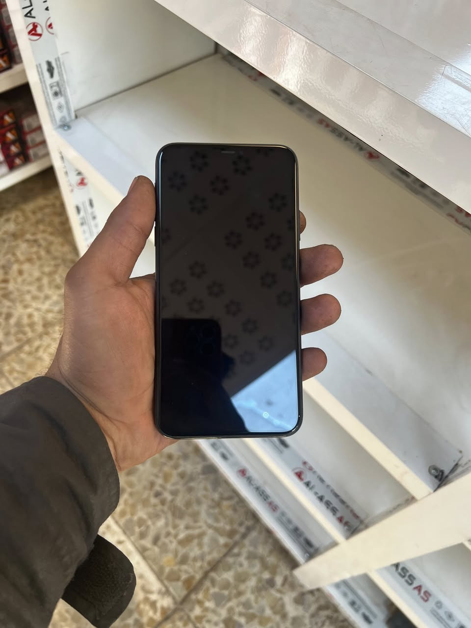 جهاز نضيف الله شاهد ومامفتوح بعده بلستيكر مالته ذاكرته 256 بطاريه 82 الجهاز مابي اي نقص كلشي شغال عنواني بغداد حي اور رقمي ***********
