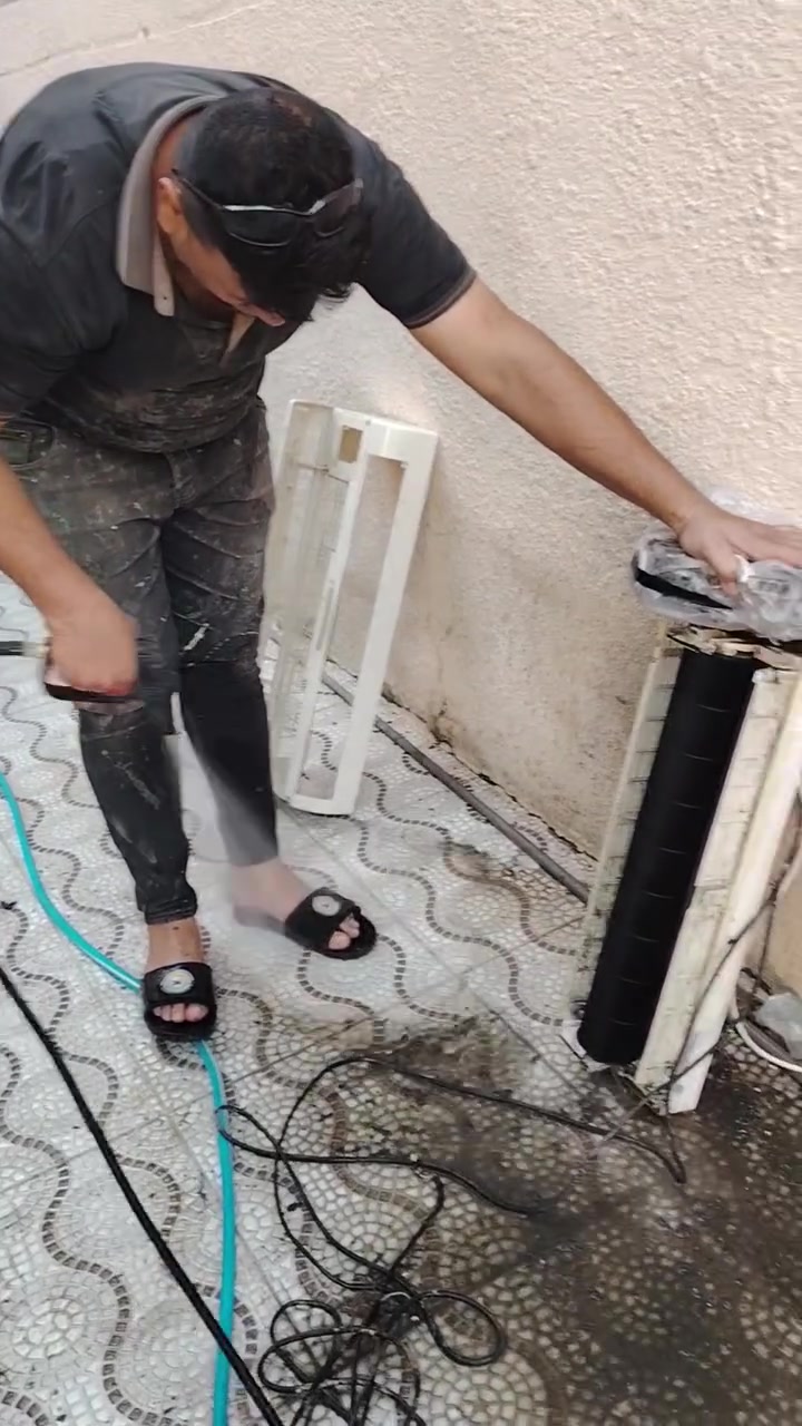 السلام عليكم ورحمة الله وبركاته
مع قدوم موسم الصيف 💥💥

يتوفر في ورشه الأخوين

نصب وفتح السبلت

فتح وغسل وشد

صيانه

فحص الغاز و فاكيوم

وتصليح كافه الأعطال

وبسعار مناسبه جدا

حماده المهندس ***********

الكابتن علوش***********

فقط اتصل

