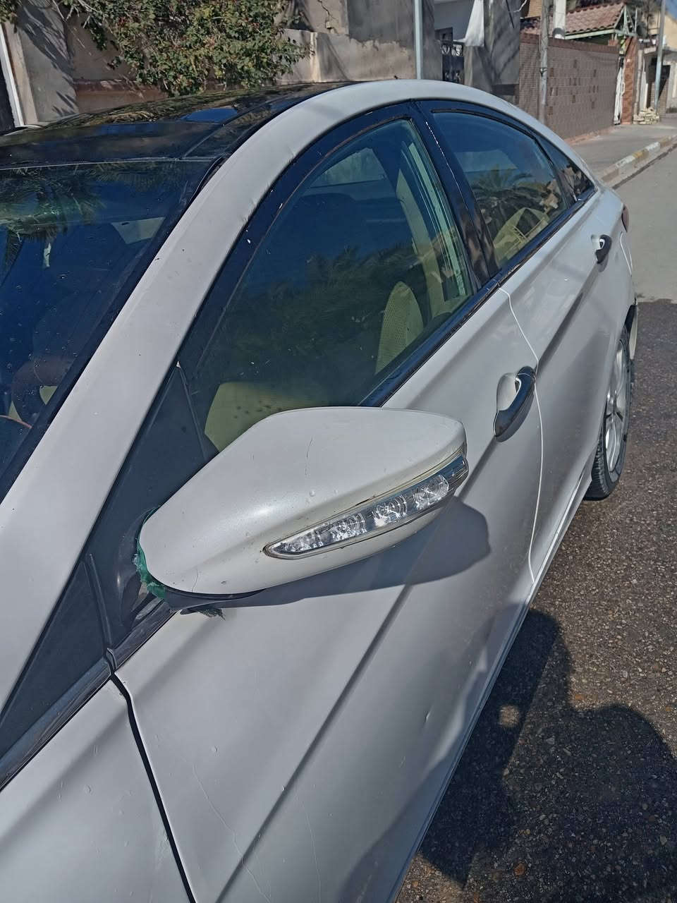 للبيع وارد خليجي كامل مواصفات ٢٠١١ موديل سنويه ٢٠٣٠ بأسمي مداور ثاني يوم بيع مستعجل مبايل ***********
