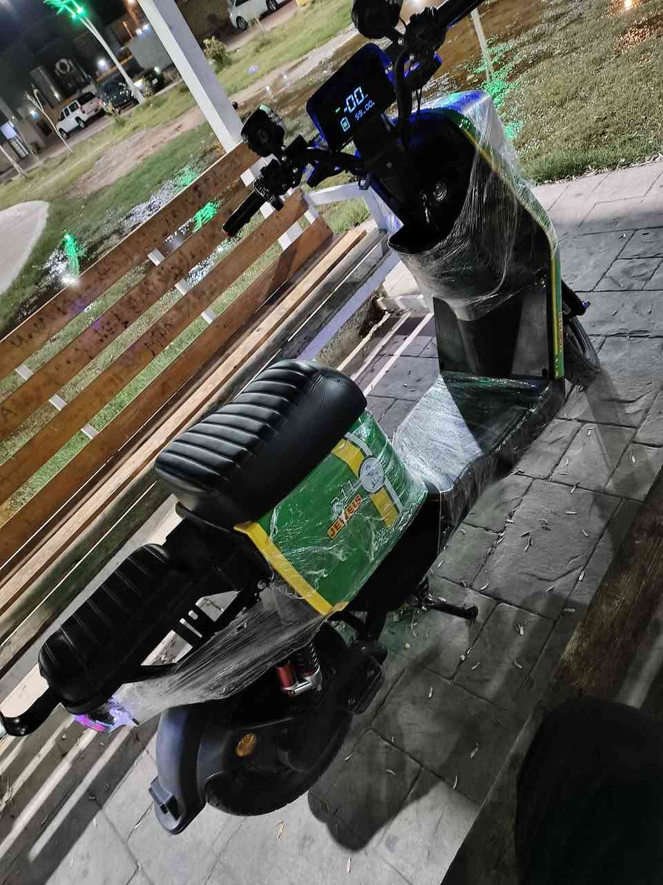 آر 11 دراجه نضيفه حيل ما ناقصه شيء اشاير اناير بطاريات بلاد السعر 400 مكان قبله تواصل ***********
