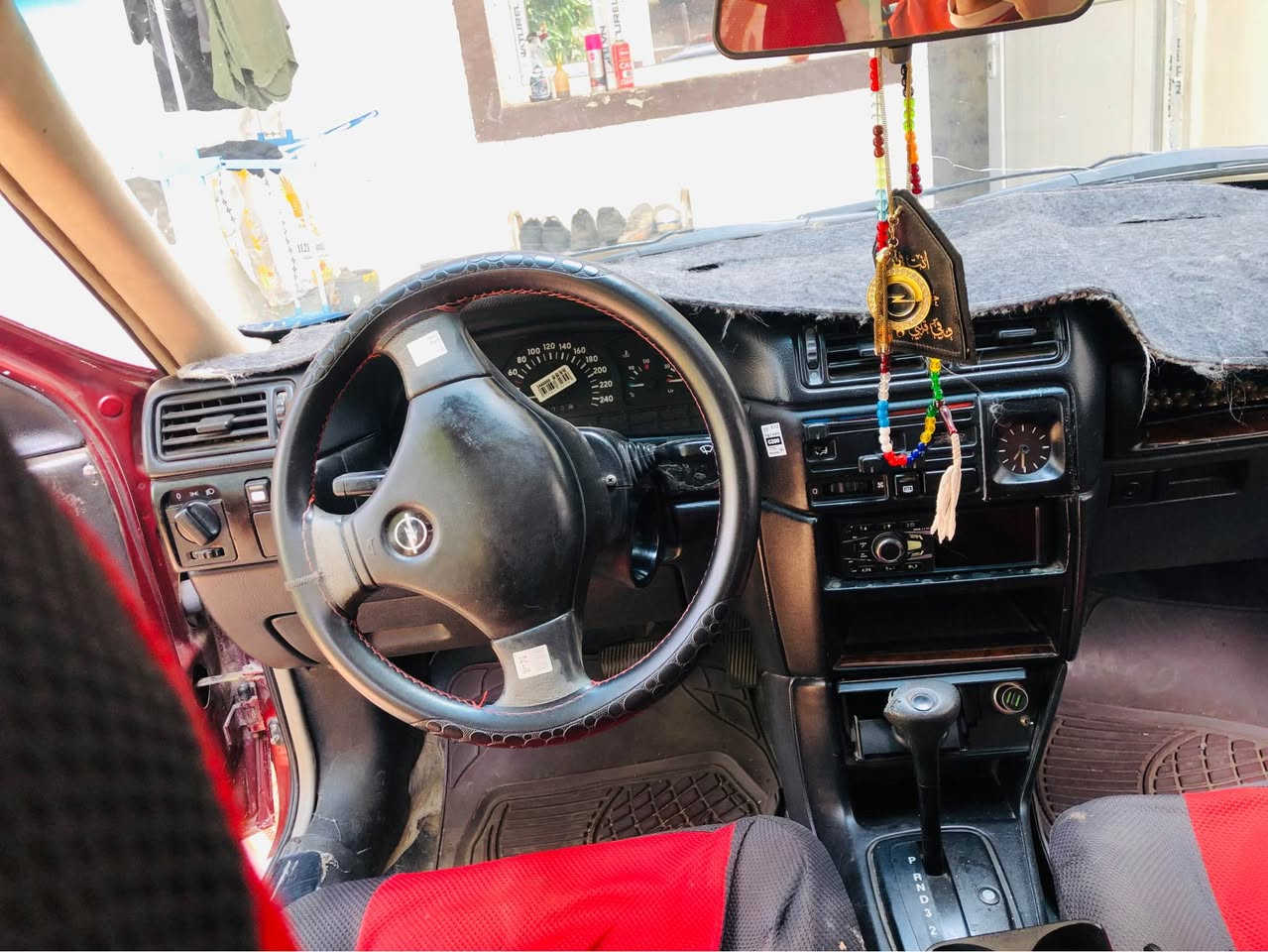 سلام عليكم للبيع فكترا موديل 1992 مكينة 18 شرط كير اوتو رقم كركوك سيارة كاعده وحيل حلوه سنويه ساقطه كهربائيات كامل من كلوب لكلوب 4 تايرات جديد تدفئه بيها قفل مركزي اريل كهربائي سقف سلايت جامات كهربأئي صبغ بلادي فقط هلالات معمره وبيها اوفر s سعرها 40 وبي مجال قليل مكاني كركوك رقم *********** كركوك, العراق
