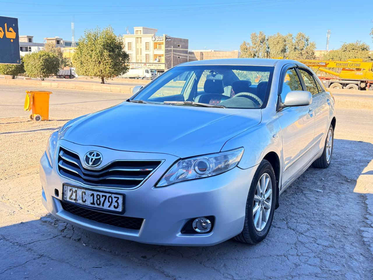 يالله سلام عليكم من رخصت الادمن حبيبي
محبوبة الجماهير كامري ٢٠١٠ شكل ال٢٠١١ خليجي 

السياره كفاله عامه من صبغ وضربه بيها بس بنيد مفتوح وراجع نفسه بدون ضربه وبدون صبغ 

السياره مكينه وكير خير من الله لا تنقيص ولا تبخير ولا صوت شرط 

مواصفات السياره سعوديه بدون فتحه 

حداديه (صدر السياره) شرط متذب علي ولا الف شرط من الشروط طوبه ماشالله حيل حلو صدرها 

كشر السياره حيل حلو مابي لا شخوط ولا جراد ولا بارد 

رقم السياره سليمانيه تحويل مباشر اذا تحب ثاني يوم احولك 

$$$سعر السياره ١١٠ ورقه وبيها مجال كلش قليل حك العمله وماكو بهيج سعر خلاص بس اريد ابيع$$$ 
تعال شوف السياره واني حاضر 

مكان السياره الانبار رمادي مركز المدينه 

للاستفسار اتصل فقط غير موجود عل انترنت 
***********
