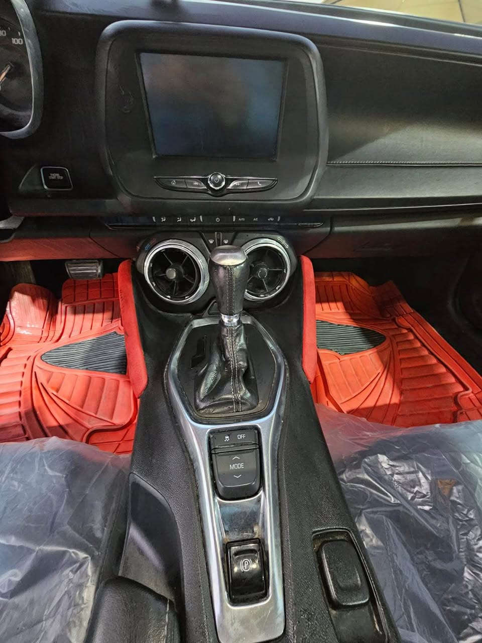 بيع او مراوس 
كمارو 18 فول RS
رقم اربيل 
بيه اربع قطع صبغ
كير مكينه تبريد كوله شغال 
مكاني كربلاء 
119 بيه مجال
*********** كربلاء, العراق
